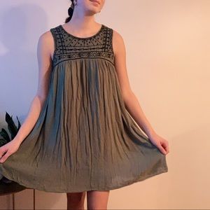 Japna Dresses - Green embroidery dress Japna Dresses - Green embroidery dress